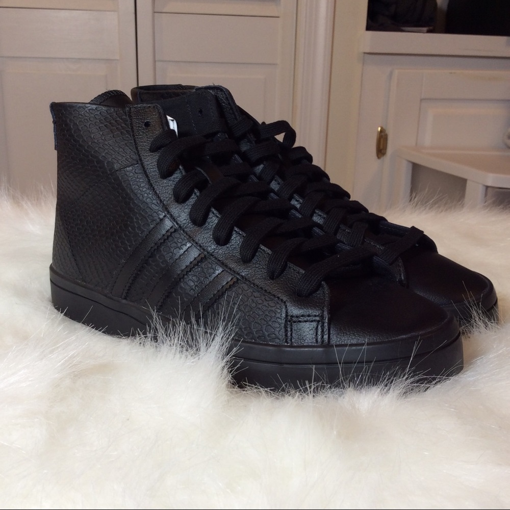 Adidas Courtvantage Mid